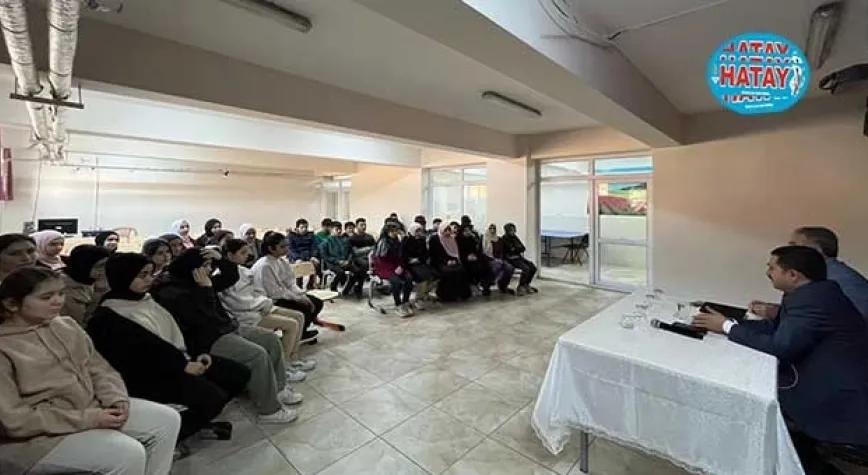 KAYMAKAM ÖĞRENCİLERLE BULUŞTU