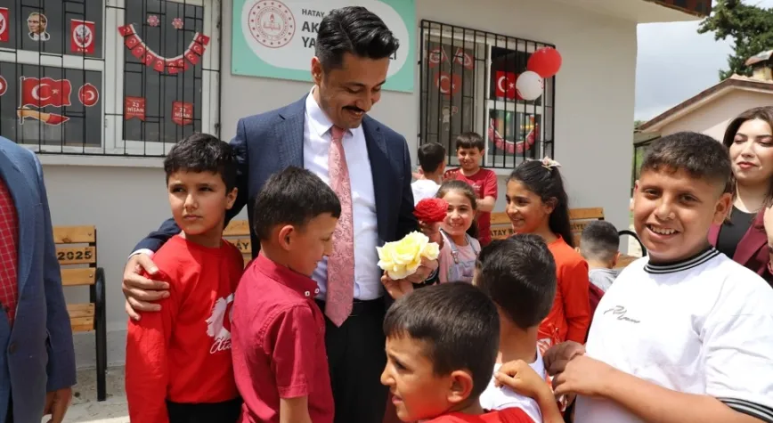 Kaymakam Sert Çiçeklerle Karşılandı