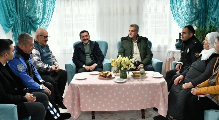 Kaymakam Yılmaz Hane Ziyaretlerinde