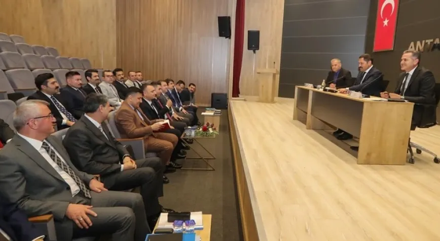 Kaymakamlar Antakya’da Toplandı