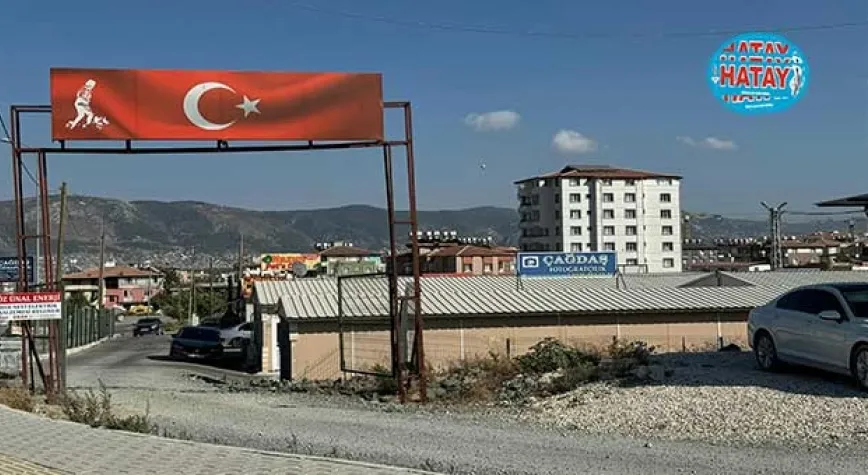 KAYMAKAMLIK VE EXPO KAVŞAĞI ÇARŞISINDA ESNAF AKTİF HİZMETİNİ SÜRDÜRÜYOR