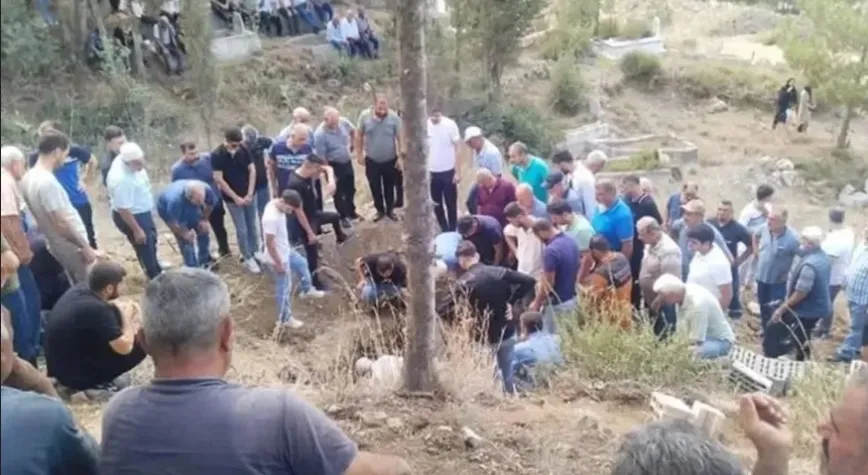 Kazada Hayatını Kaybeden anne toprağa verildi