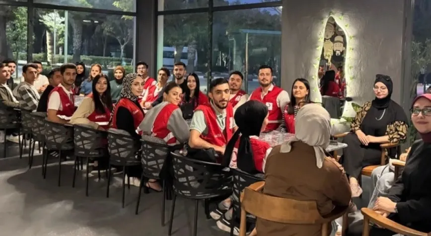 KİMYONOĞLU GÖNÜLLÜ GENÇLERLE BİR ARAYA GELDİ