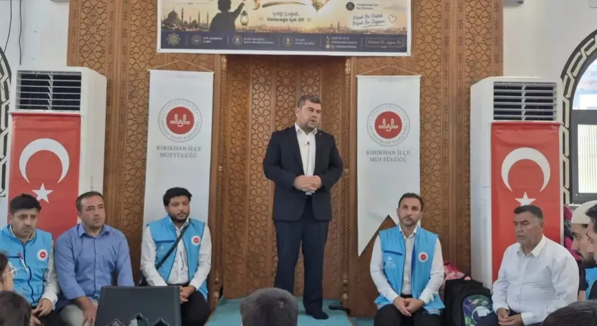 Kırıkhan’da 200 Çocuğun Yüzü Eğitim Desteğiyle Güldü