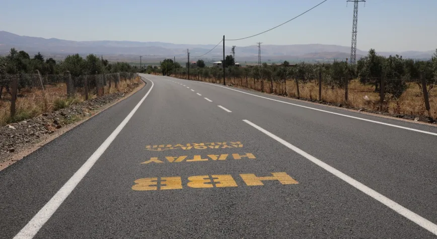 Kırıkhan’da 3,2 Kilometrelik Yol Sıcak Asfaltla Yenilendi