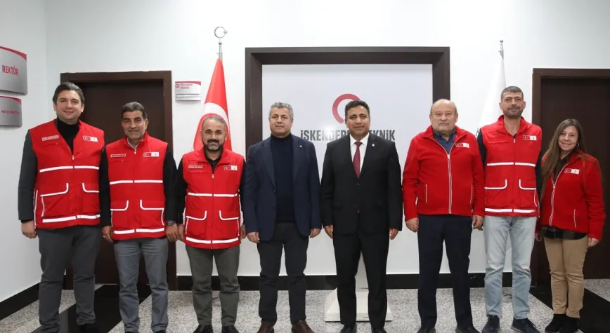 KIZILAY İSKENDERUN ŞUBE BAŞKANI VE YÖNETİMİNDEN ZİYARET