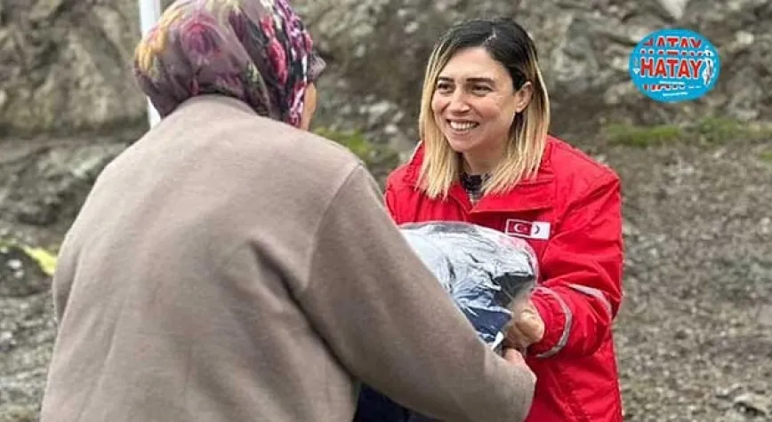 KIZILAY, UMUDU VE SEVGİYİ PAYLAŞIYOR