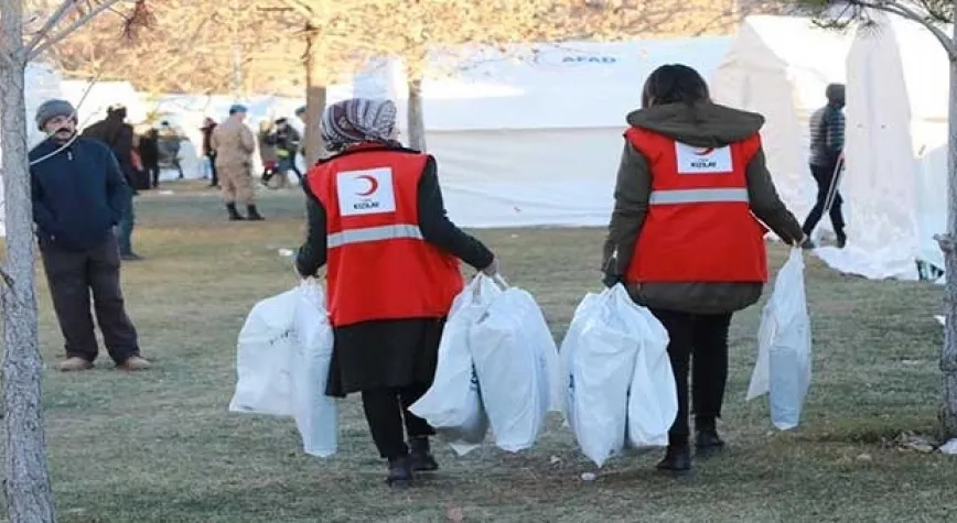 KIZILAY, YARDIMLARINI SÜRDÜRÜYOR 