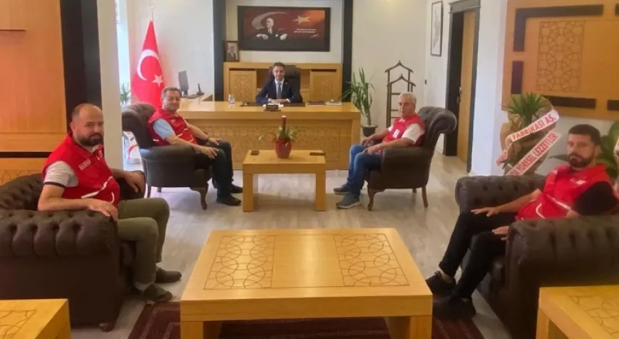 Kızılay'dan Defne Kaymakamı Oğuz Cem Murat’a Hayırlı Olsun Ziyareti