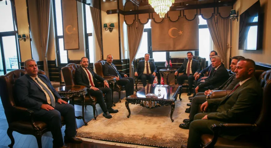KKTC Meclis Başkanı Öztürkler’den Hatay’da Türkiye Mesajı