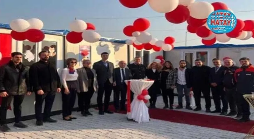 KONTEYNER KENTTE ANAOKULU VE KÜTÜPHANE AÇILDI