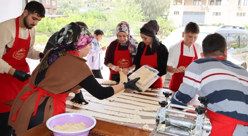 Küncülü Helva Bu Kez Gurbetteki Hataylılar İçin Yapıldı