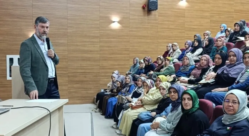 Kur’an Kursu Öğreticilerine P4C Uzmanlık Eğitimi