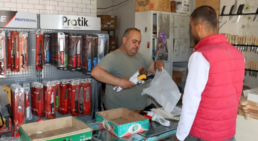 Kurban Bayramı Öncesi Bıçakçılarda Yoğunluk 