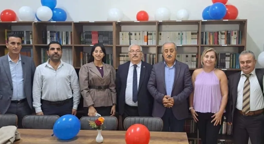 Kütüphane düzenlenen törenle açıldı