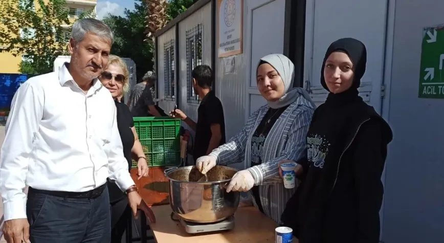 Lisede Gazze yararına Kavurma Satışı