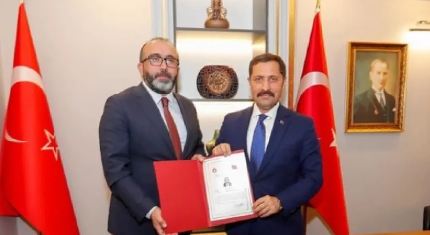 MASATLI KONUKLARINI MAKAMINDA AĞIRLADI