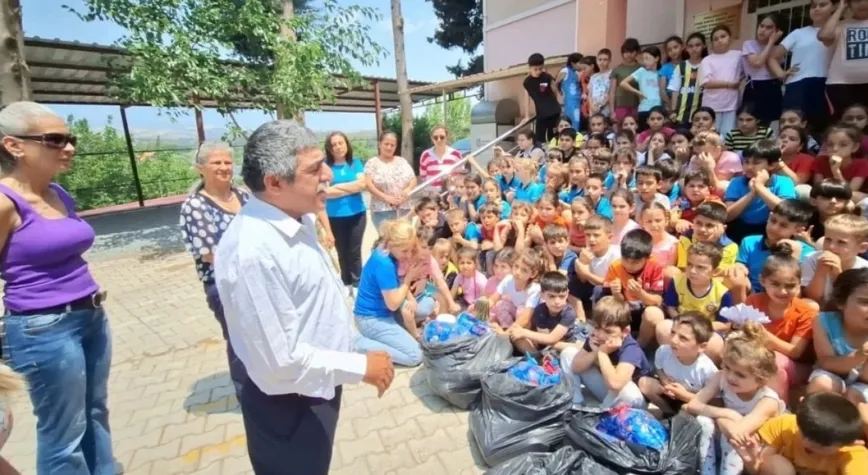Mavi Kapaklarla Umuda Yolculuk