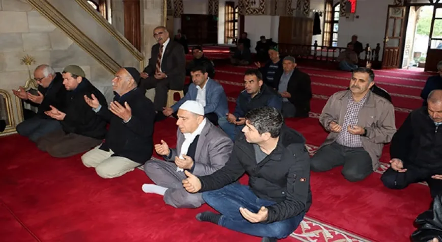 Merhume Kadriye Altınöz’ün Ruhuna Hatmi Şerif Okundu