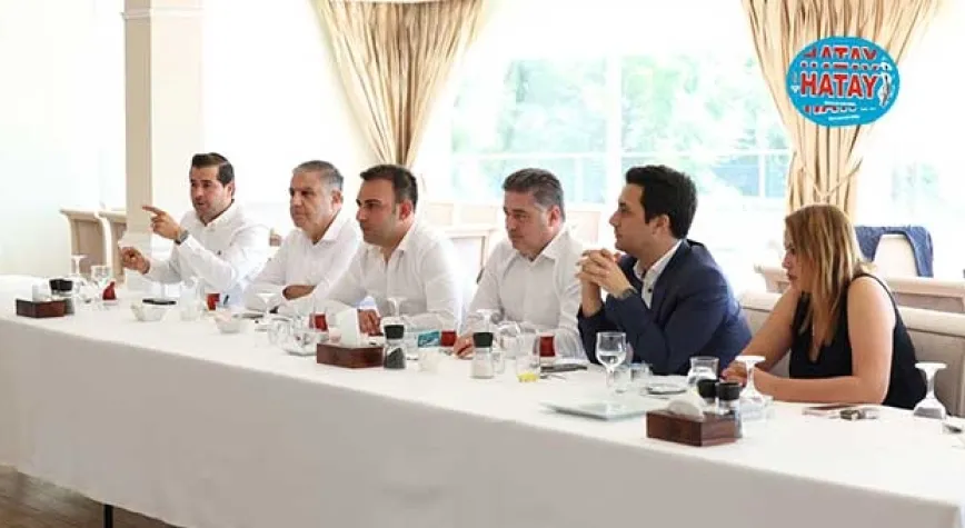 MİLLETVEKİLLERİ BELEDİYE BAŞKANLARIYLA İSTANBUL’DA