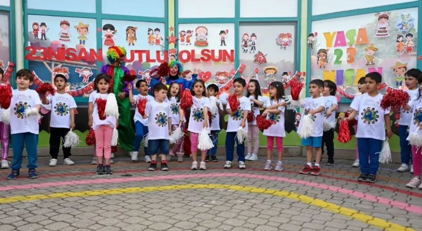 Minikler 23 Nisan Coşkusu Yaşadı