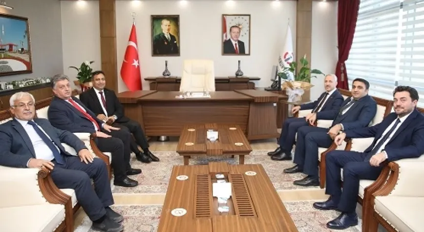 MKÜ REKTÖRÜ EREN'DEN REKTÖR DURUEL'E ZİYARET