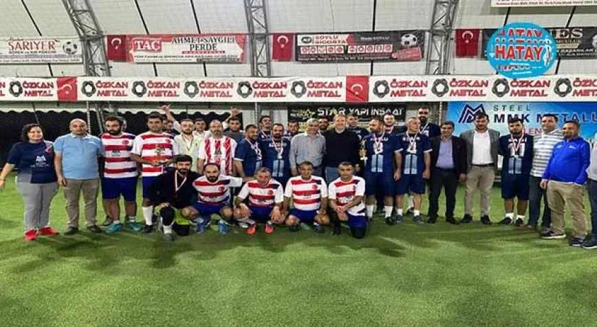MMK ÜNİTELER ARASI FUTBOL TURNUVASINDA DERECEYE GİRENLERE ÖDÜL