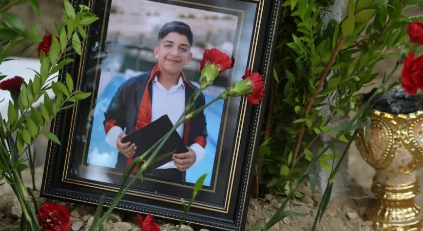 Hatay’da İş Kazasında Ölen 13 Yaşındaki Tunç Gözyaşlarıyla Toprağa Verildi