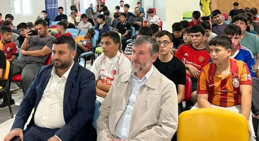 Müftü Topçu, Arsuz Uluçınar Gençlik Kampı’nda Gençlerle Buluştu