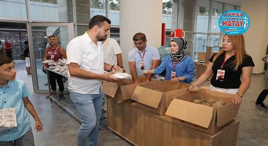 MUHARREM AYI VE ANA VATANA KATILIŞ DOLAYISIYLA AŞURE DAĞITILDI