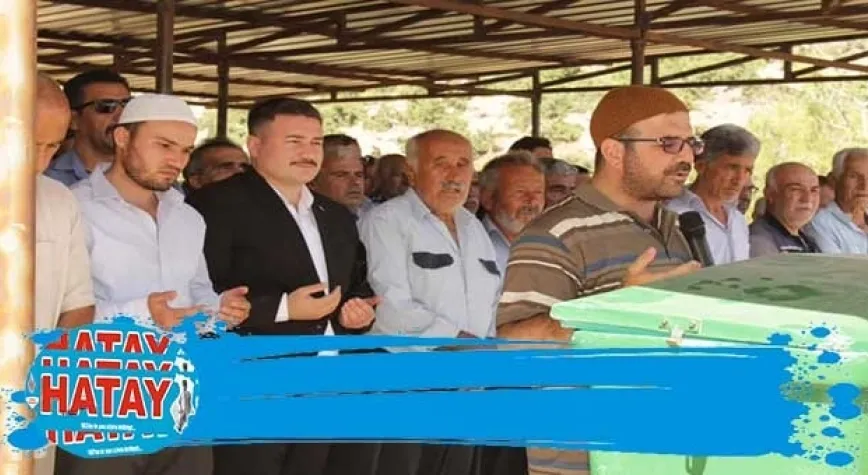 MUHTARIN CENAZE MERASİMİNE  KATILDI