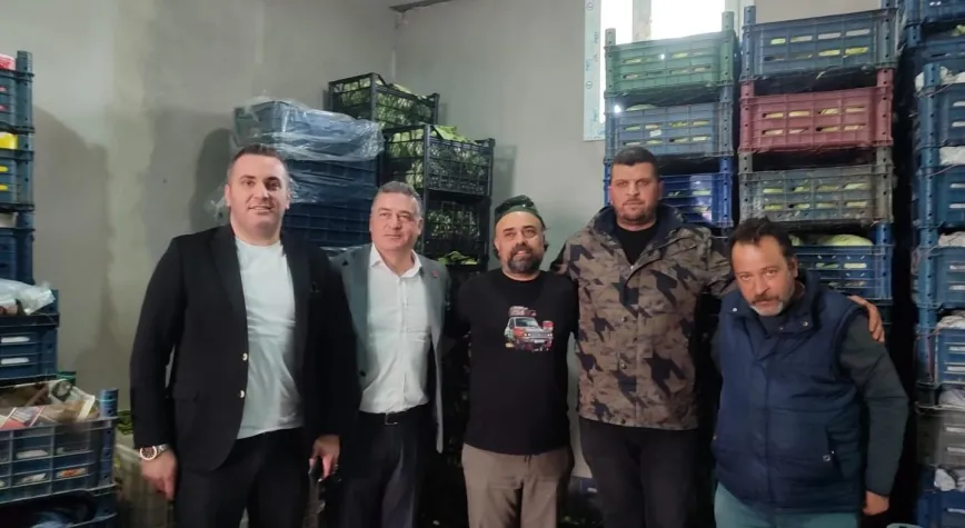  Mullaoğlu’ndan Defne’de Esnaf Ziyareti