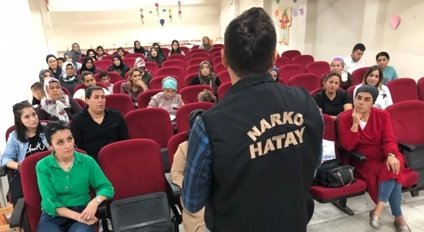 NARKO ANNE PROJESİ OKULLARDA TANITILDI