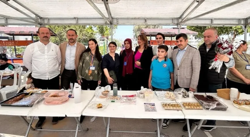 Necip Fazıl Ortaokulu’na Bahar Geldi