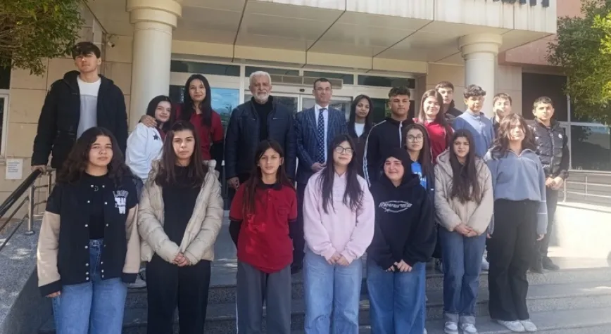 Öğrenciler Adliye Sarayına Gezi Düzenledi