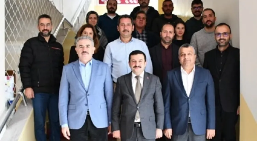 ÖĞRENCİLERİMİZE REHBERLİK ETMEYE DEVAM EDECEĞZ