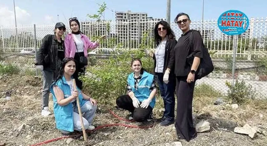 ÖĞRENCİLERİN ANISINA FİDAN DİKİLDİ