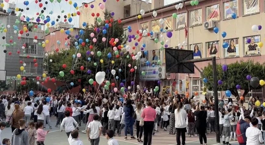 Öğretmenlere sürpriz dolu karşılama