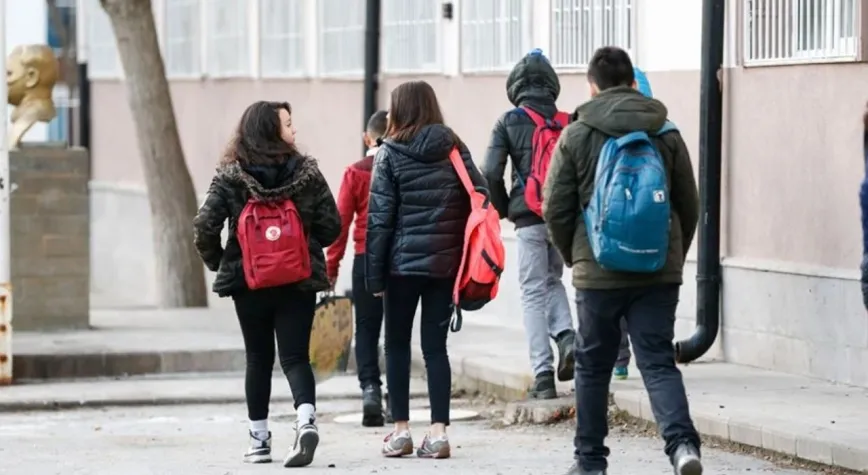 Okul Saatleri Değişti Mi? 14 Eylül 2026 Okullar Saat Kaçta Açılacak?
