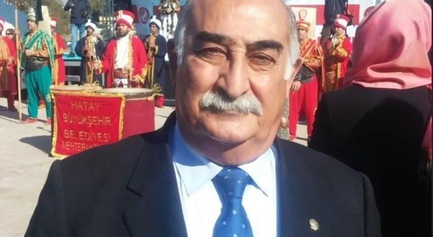 ÖNTÜRK’ÜN SİYASİ DANIŞMANI OLDU
