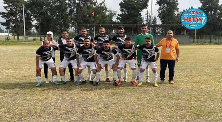 ORBAY DEMİR'Lİ AZGANLIK SPOR'DA LİDERLİK KEYFİ