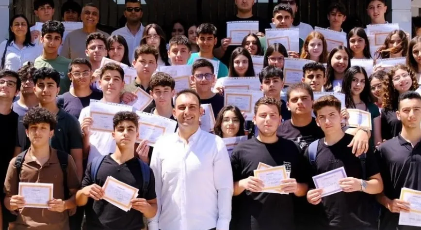 Özgün Öğrencilerin Karne Sevincine Ortak Oldu