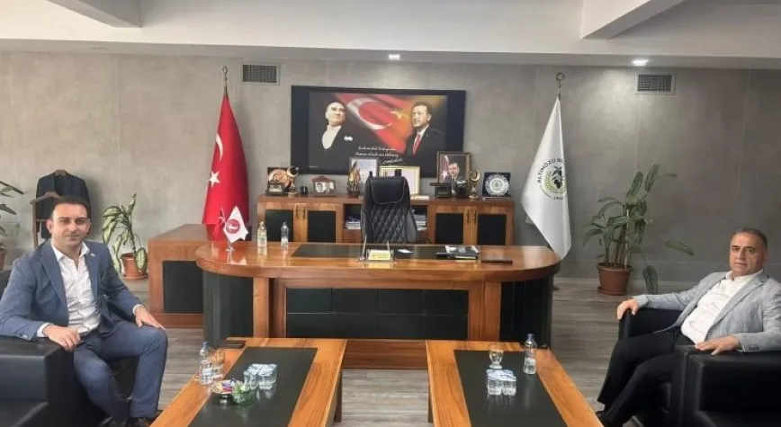 ÖZGÜN’DEN NEZAKET ZİYARETİ