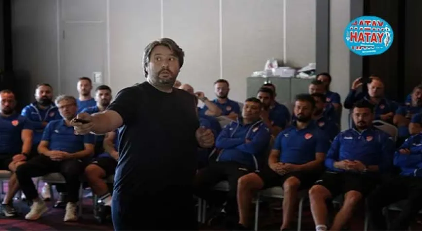 Özhan Pulat antrenörlerle tecrübelerini paylaştı