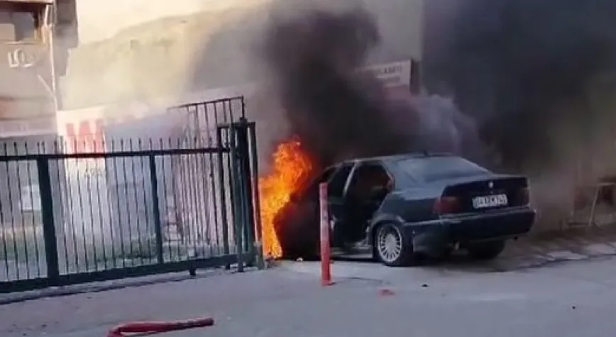 PARK HALİNDEKİ OTOMOBİL BÖYLE YANDI