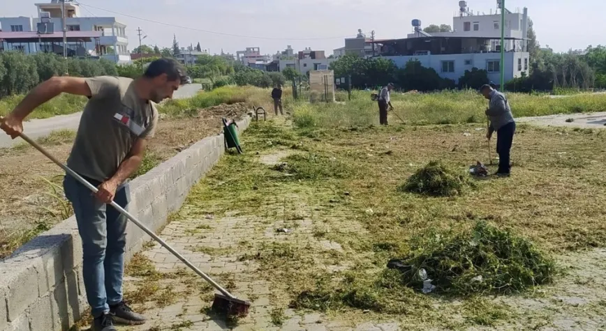 Park Ve Yeşil Alanlarda Çalışmalar Sürüyor