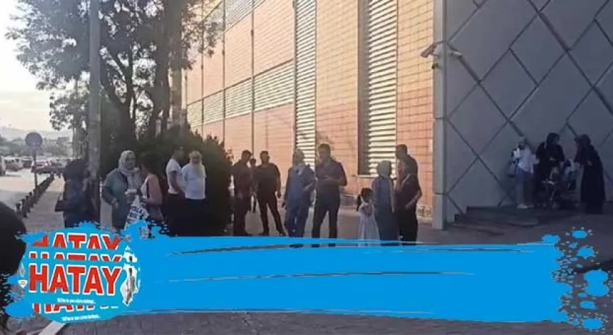 Peş peşe deprem oldu