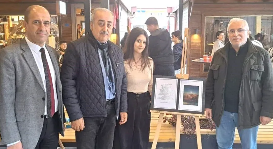 Pitoresk Şiir Sergisi Açıldı!