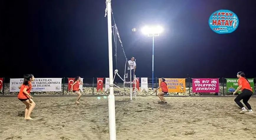 PLAJ VOLEYBOLU TURNUVASINDA MUHTEŞEM MAÇLAR