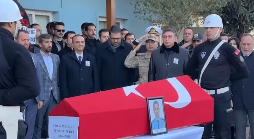 POLİS MEMURU KALBİNE YENİLDİ